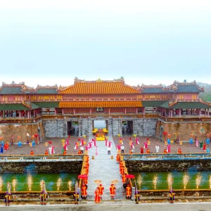Tour Huế 1 Ngày – Khám Phá Cố Đô, Trải Nghiệm Văn Hóa Cung Đình